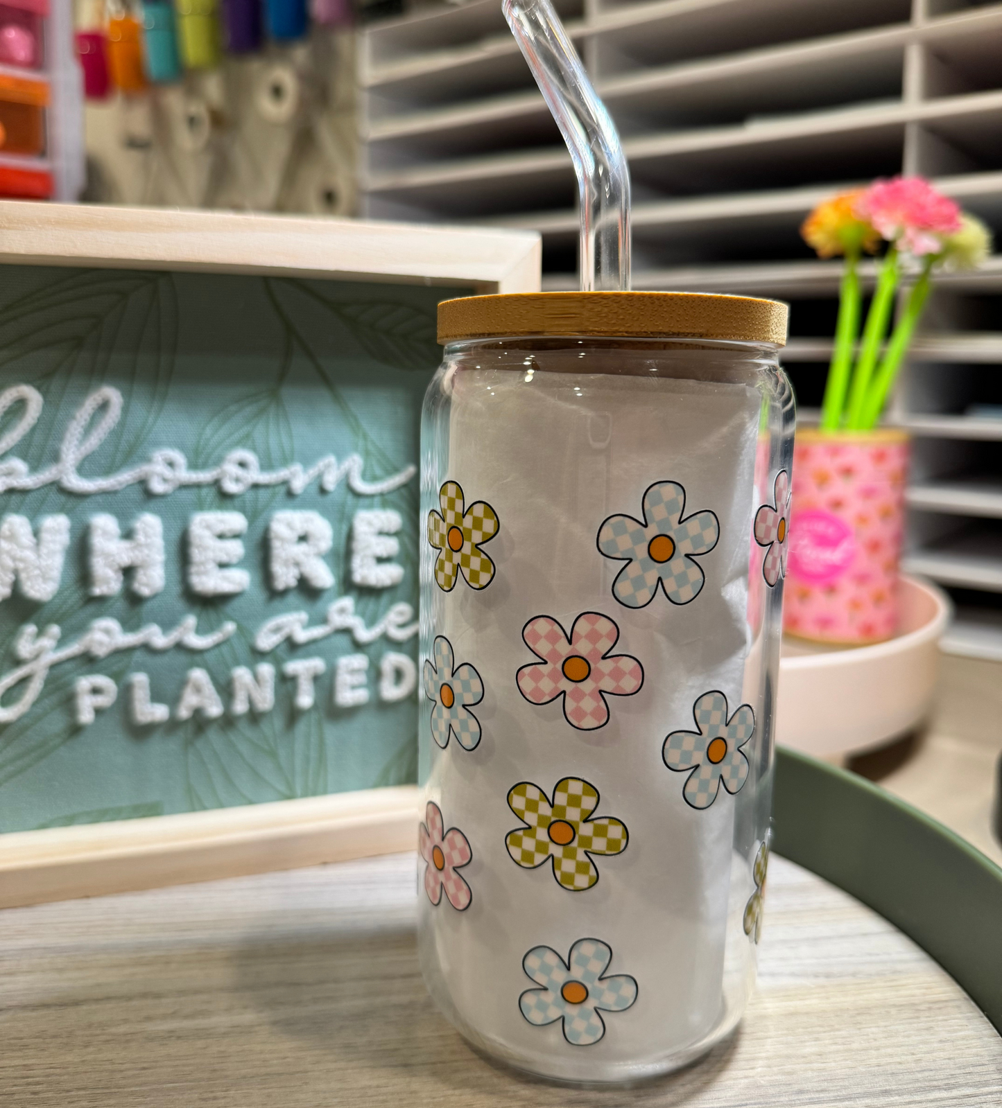 Retro Flower 16oz Glass Cup